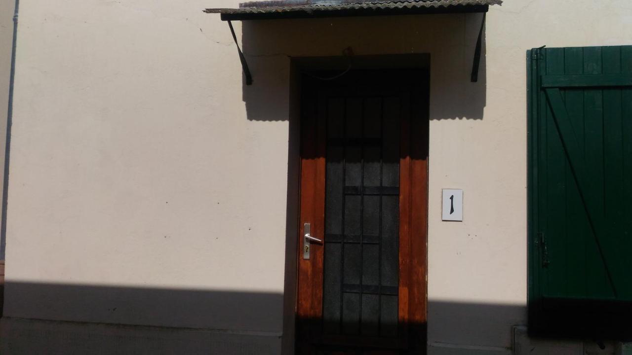 Maison En Location Fresnes Sur Marne Dış mekan fotoğraf